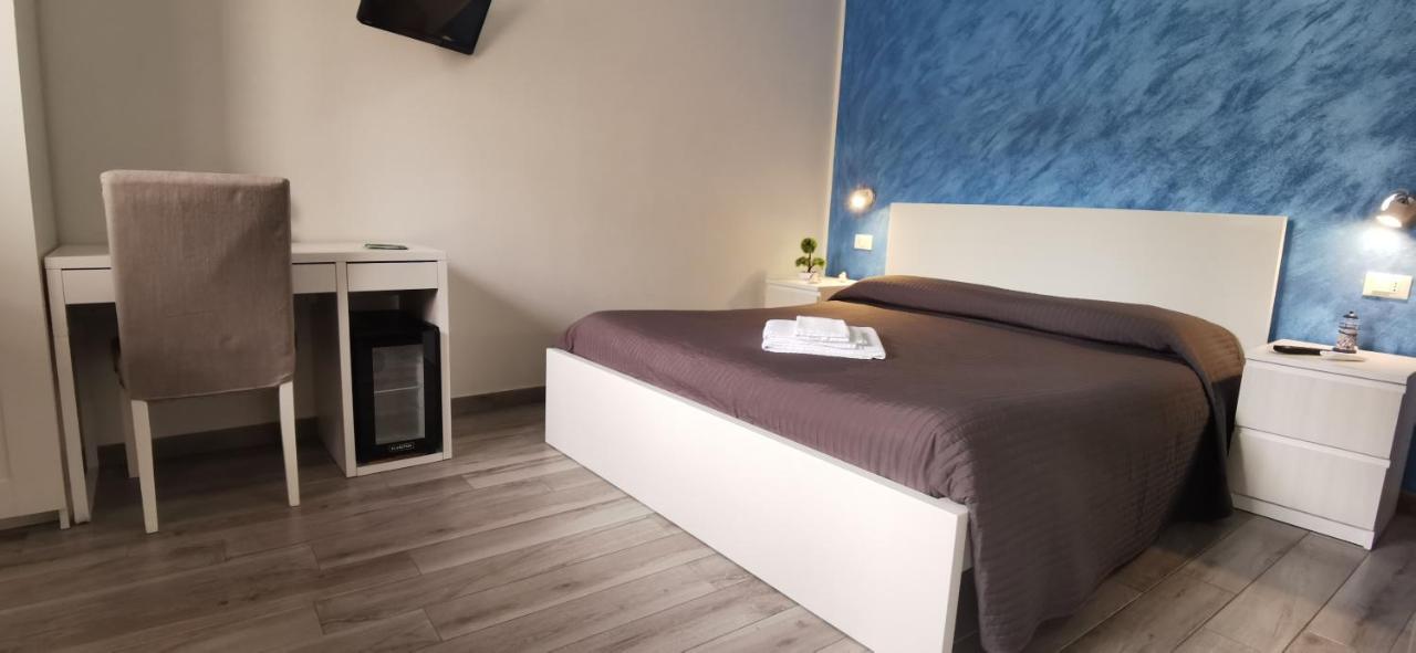 Perla Del Sud - Guest House LMP Eksteriør billede