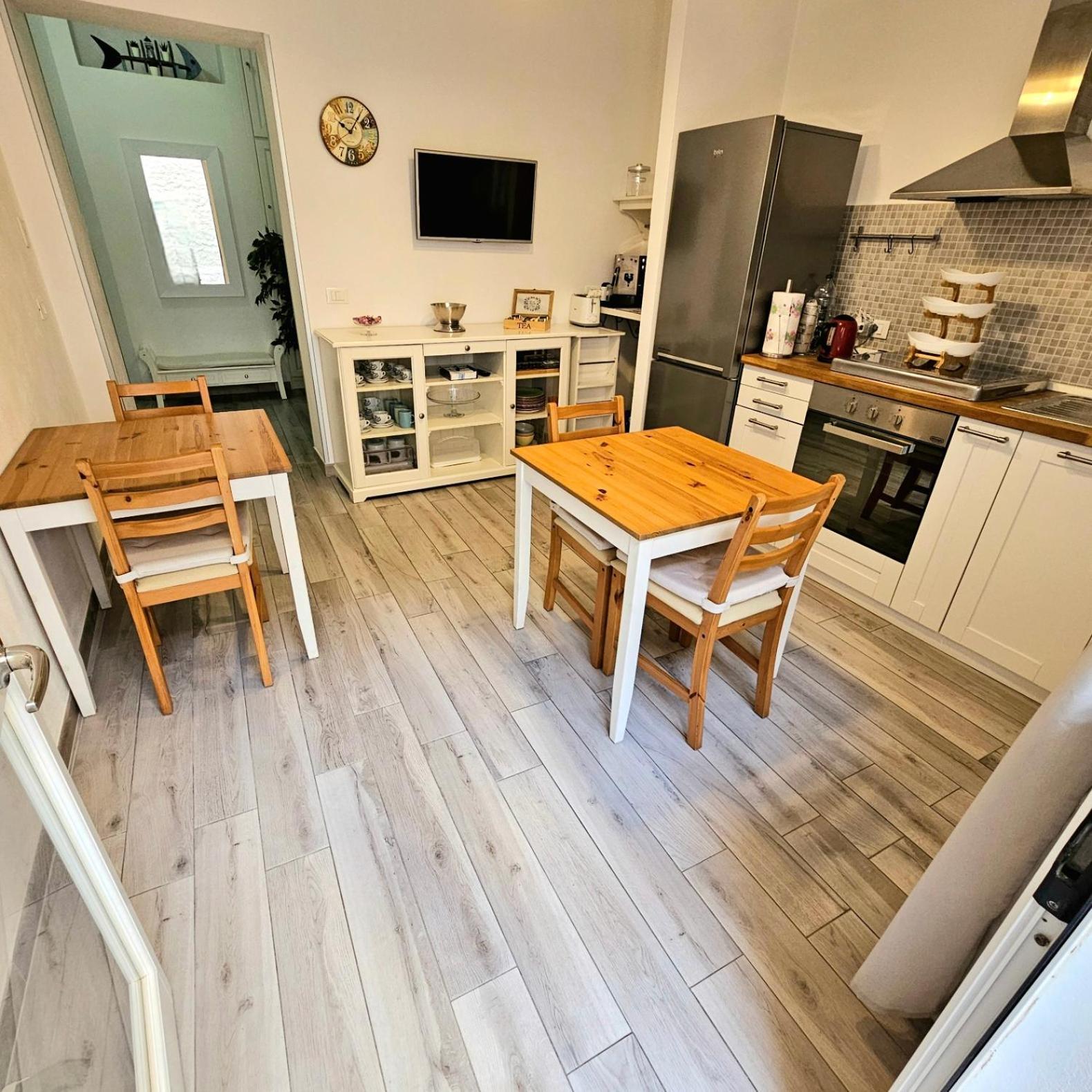 Perla Del Sud - Guest House LMP Eksteriør billede