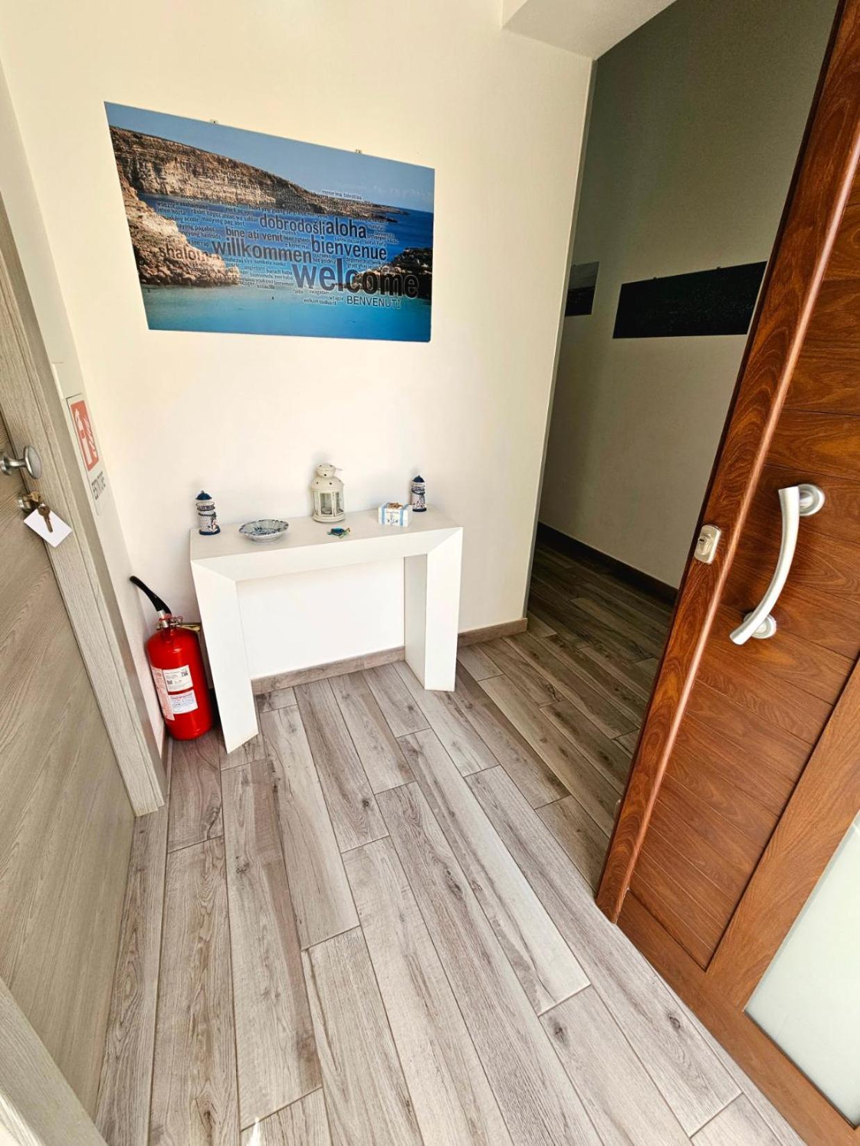 Perla Del Sud - Guest House LMP Eksteriør billede