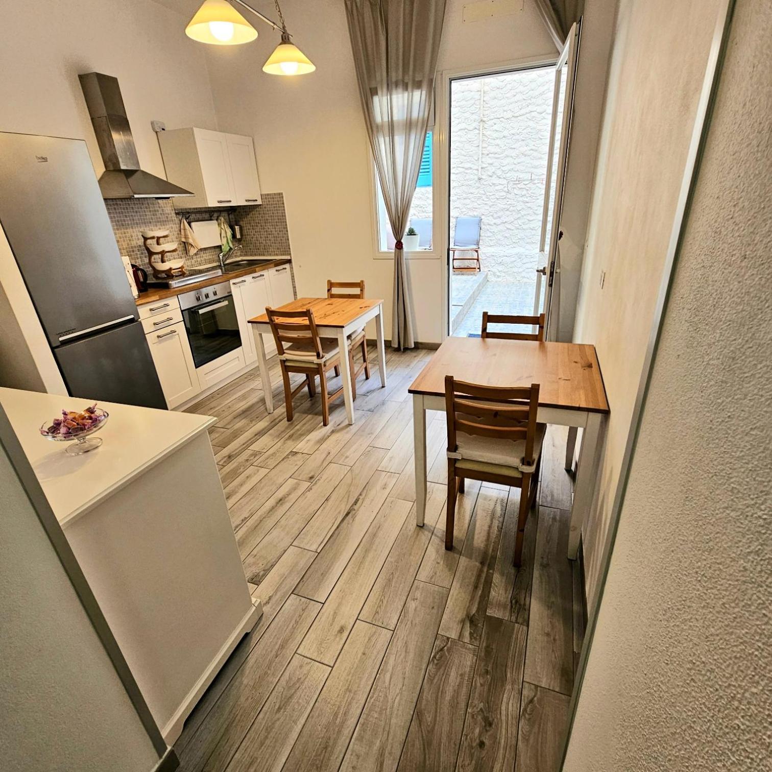 Perla Del Sud - Guest House LMP Eksteriør billede
